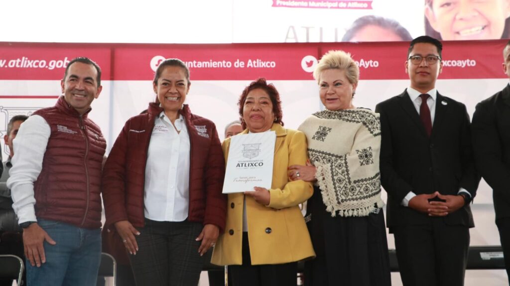 Desde Atlixco: Ariadna Ayala da certeza a 98 escuelas