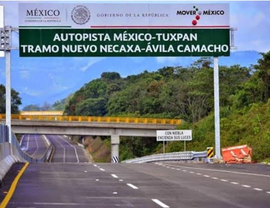 Roban camión con mercancía en la México-Tuxpan