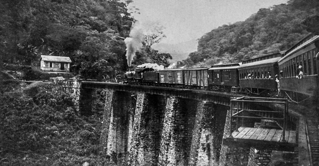 Conoce el Ferrocarril Mexicano, reconocido como Zona de Monumentos Históricos