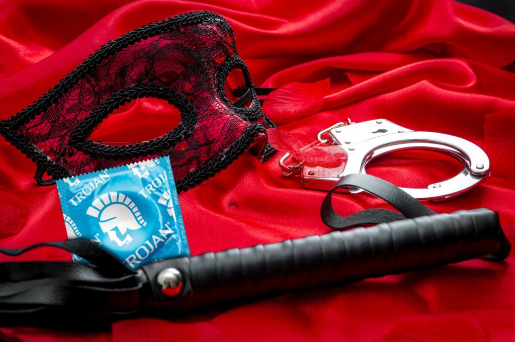 59% de mexicanos sienten curiosidad por hacer un trío sexual