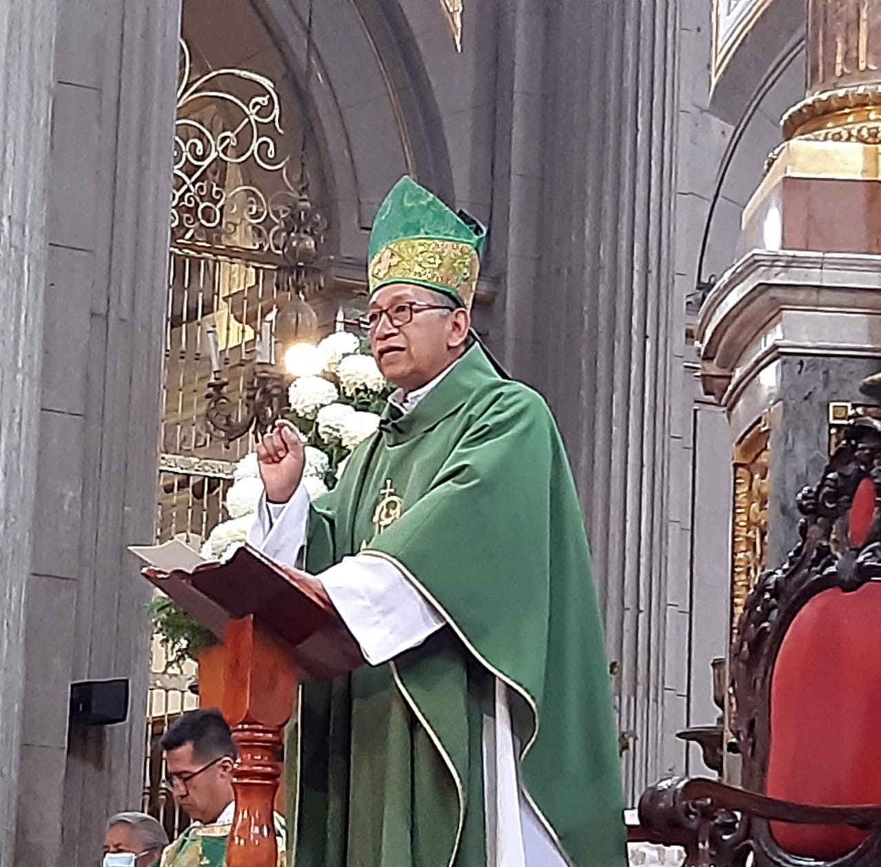Obispo auxiliar de Puebla pide por la niña asesinada a golpes en su casa en Granjas San Isidro