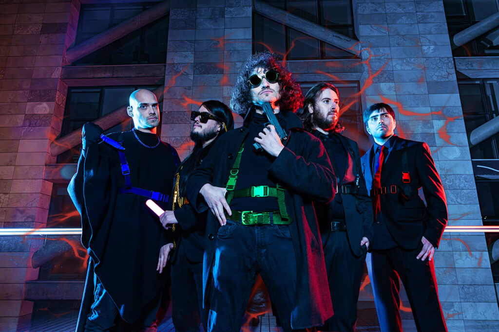 Möebius sorprende con nuevo single y videoclip “Into the Grave”: un llamado a que nada saldrá bien