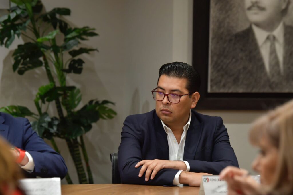 Priístas culpan a su dirigencia de la salida de Pepe Chedraui