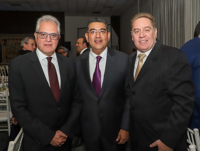 Gobernador celebra 50 del Centro Mexicano Libanés de Puebla