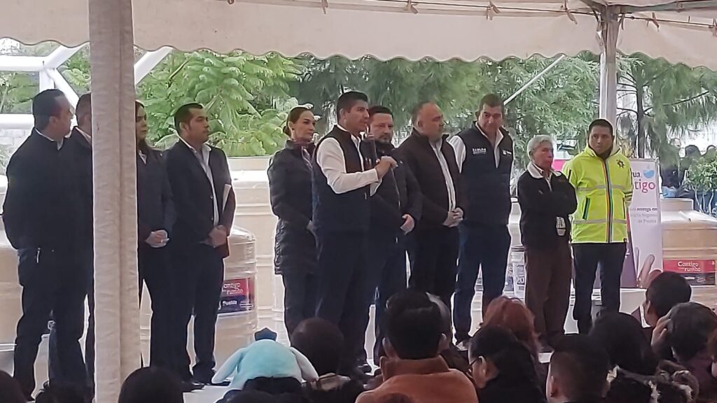 Video desde Puebla: Manipulación política con fines electorales, los hechos violentos en la manifestación de vecinos de La Resurrección, acusó Eduardo Rivera