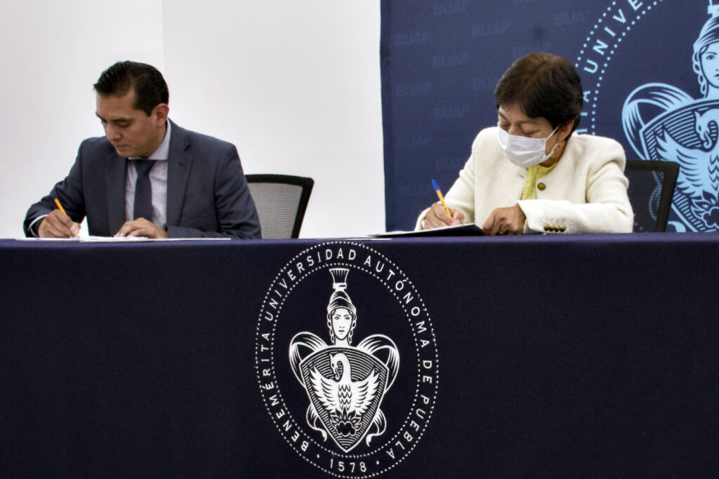 Impulsa BUAP modelo de educación dual al firmar convenio con Trefilados Inoxidables de México: Lilia Cedillo