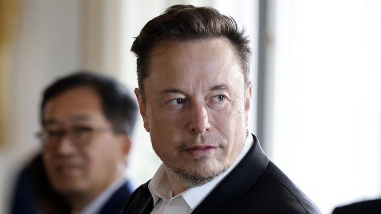 Elon Musk gana dos mega contratos de CFE Internet para Todos; dará internet satelital