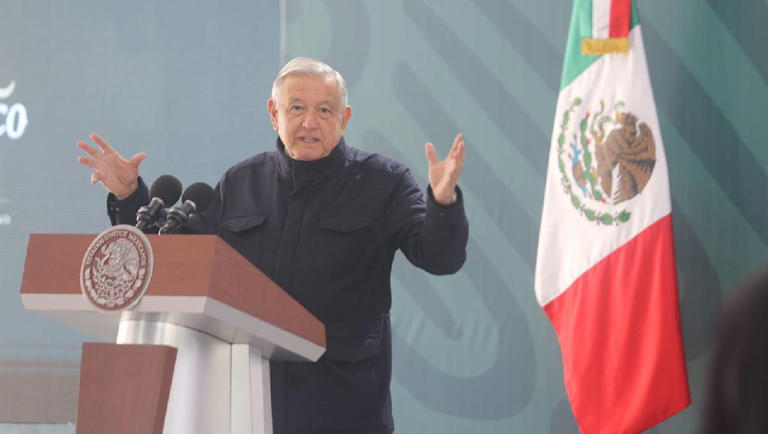 La UNAM se ha vuelto “elitista”; Lomelí puede demostrar que es distinto a Graue y Narro, dice AMLO