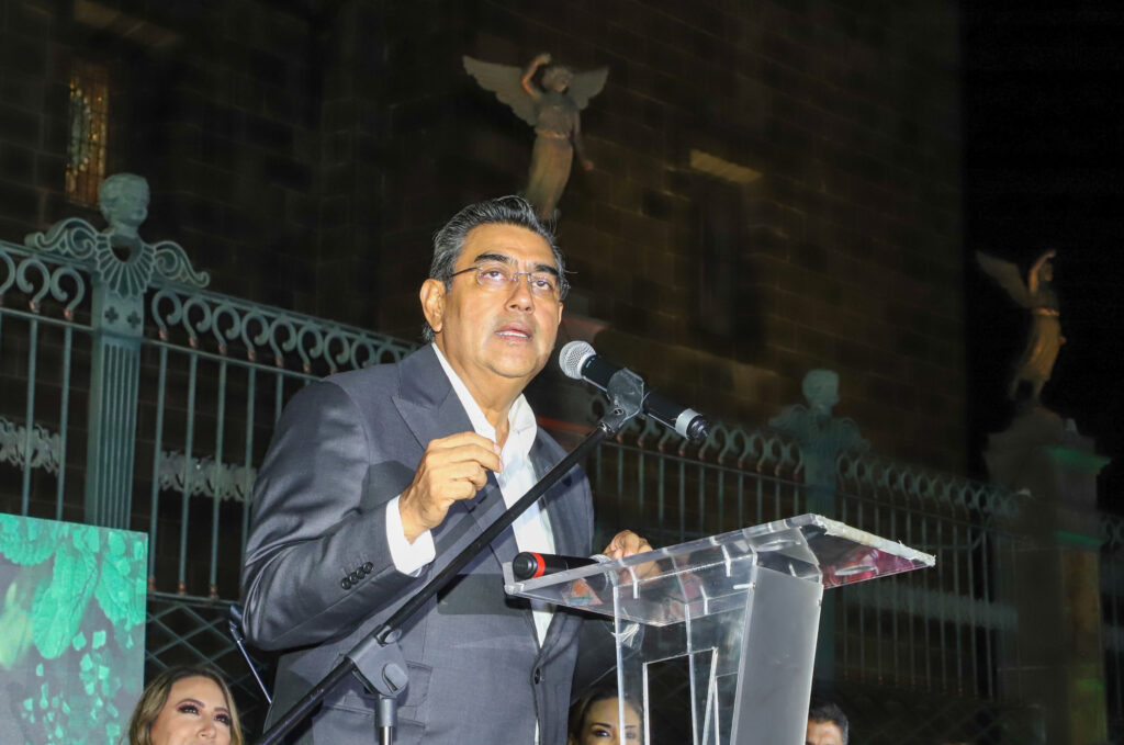 Unidos, gobierno y sociedad apoyan a los más vulnerables: Sergio Salomón