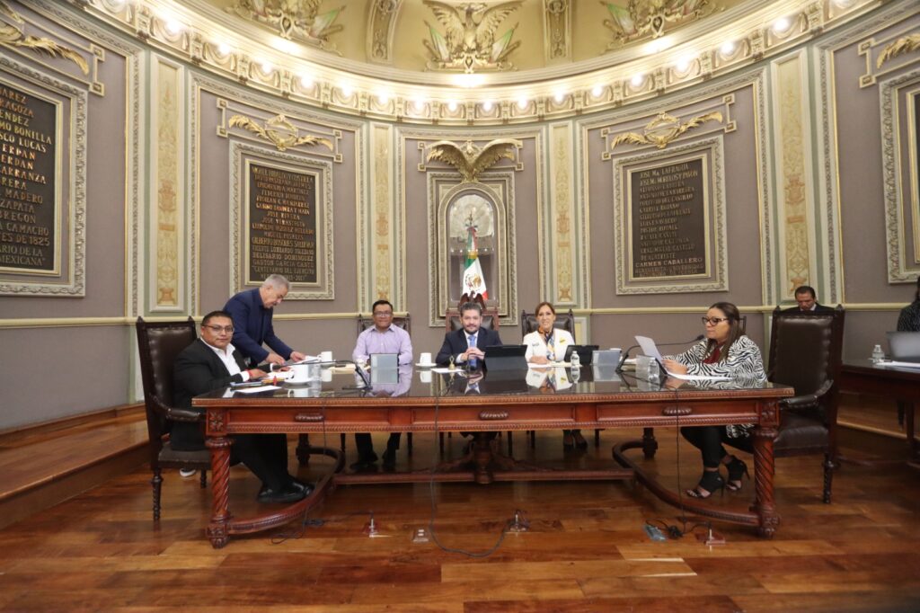 Avala Congreso dictamen para expedir la Ley de Movilidad y Seguridad Vial del Estado de Puebla