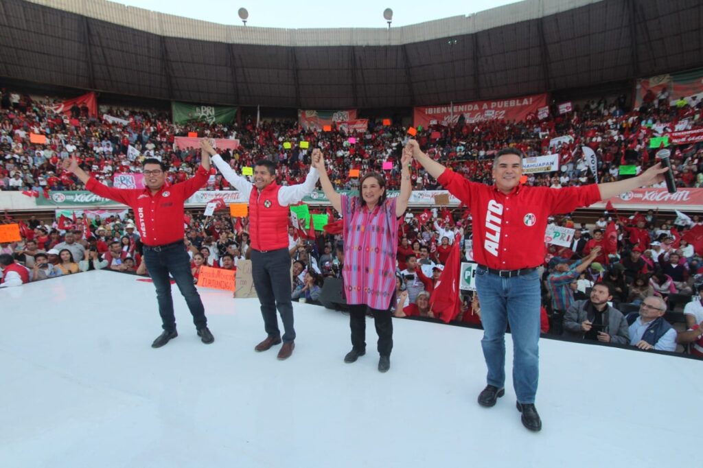 Fotonota: Eduardo Rivera y Xóchitl Gálvez encabezan evento con militancia del PRI
