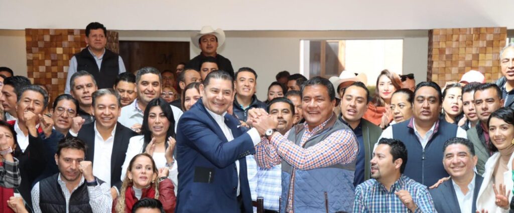 Julio Huerta y sus colaboradores se suman a Alejandro Armenta