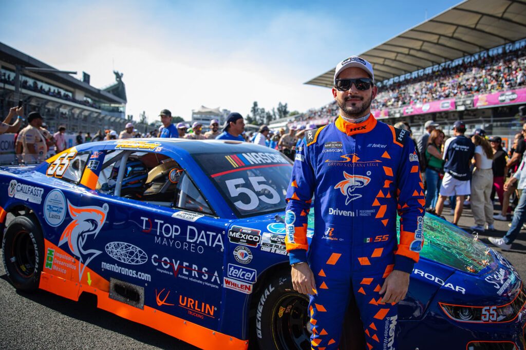 Julio Rejón y el GGG Racing Team, cerraron el 2023 con podio de NASCAR México