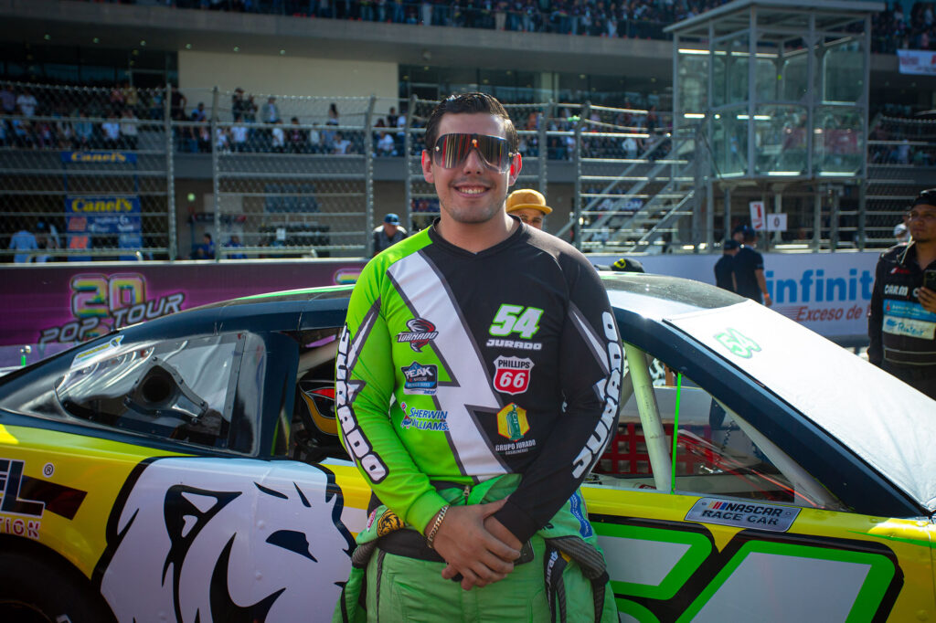 Contacto arrebató cierre importante a Omar Jurado, en NASCAR México 2023
