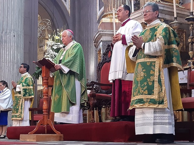 Agradece arzobispo de Puebla apoyo a Acapulco