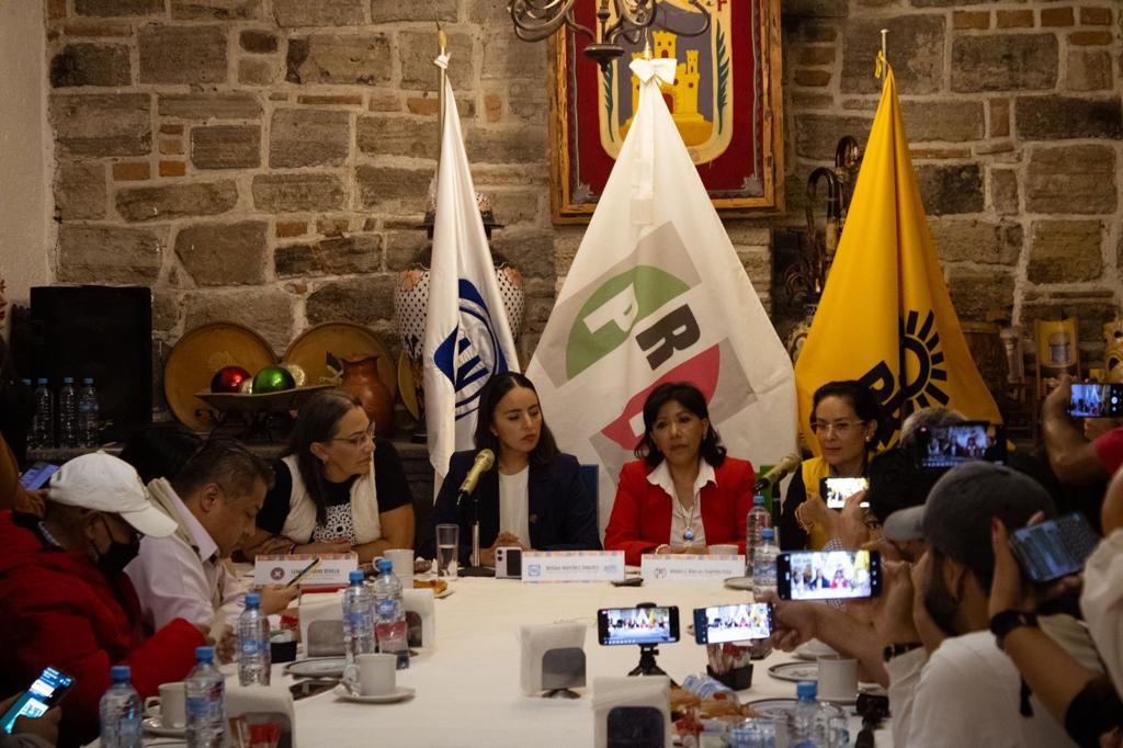 Juntos y unidos el PAN, PRI y PRD daremos buenos resultados a Xóchitl Gálvez: Anabell Ávalos