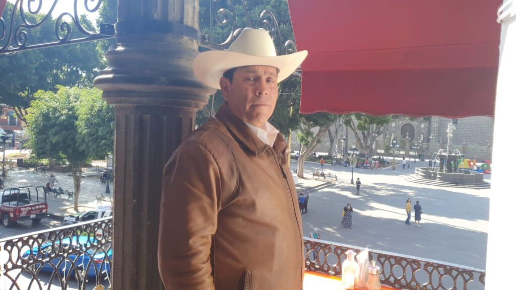 ¡Poblano en busca de candidatura independiente a la presidencia de la republica! Leodegario Pozos Vergara “El Tigre de la Sierra”