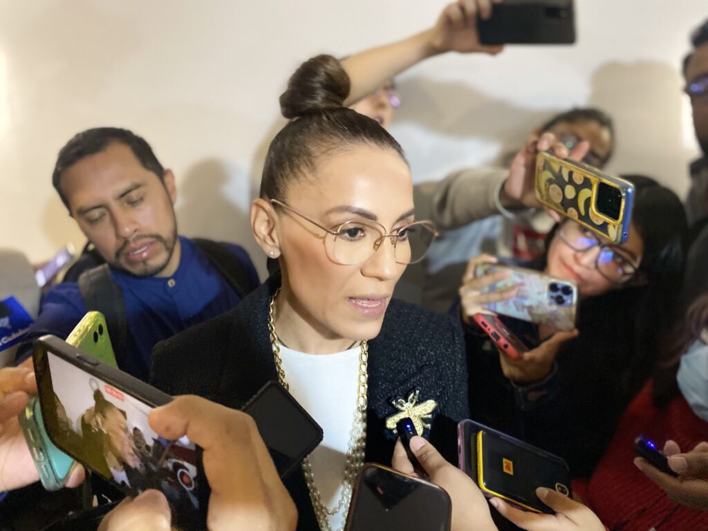 No es culpa del arzobispo de Puebla el que no se haya despenalizado el aborto en el estado, admitió Mónica Silva