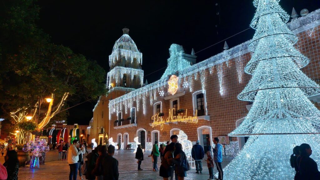 Desde Atlixco: Más de 100 mil visitantes en la Villa Iluminada en apenas una semana