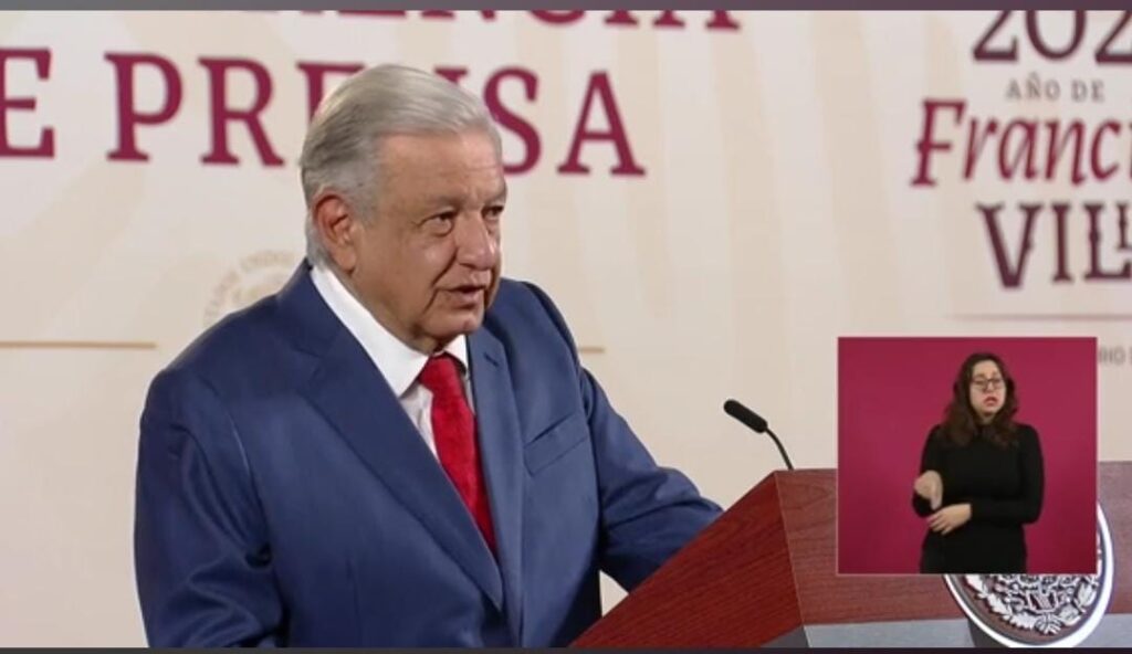 AMLO anuncia aumento del 20% al salario mínimo a partir del primero de enero
