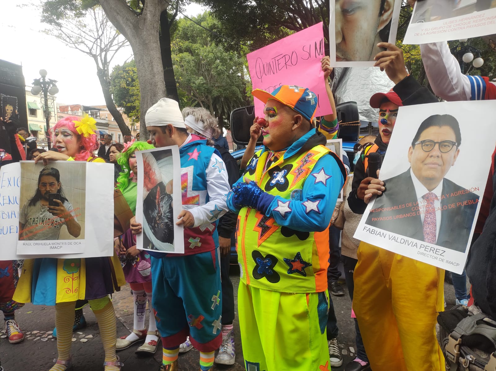 Video desde Puebla: Payasos se manifiestan y exigen renuncia de Fabián Valdivia