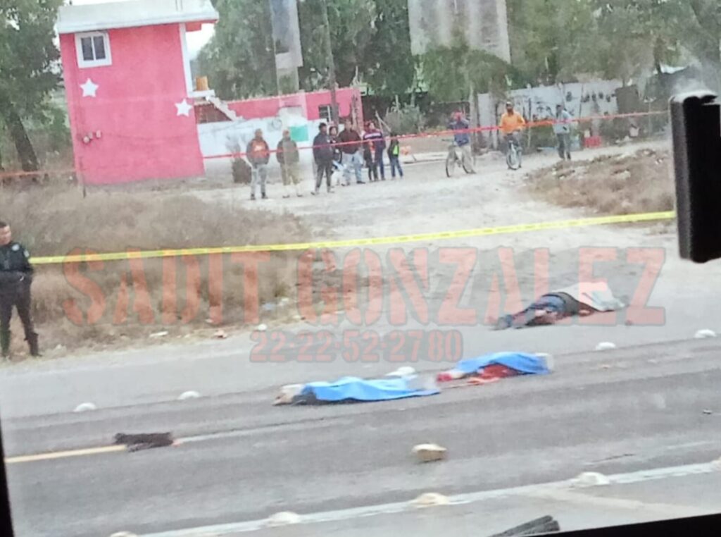 Muere familia atropellada en su motocicleta en Tlacotepec de Juárez