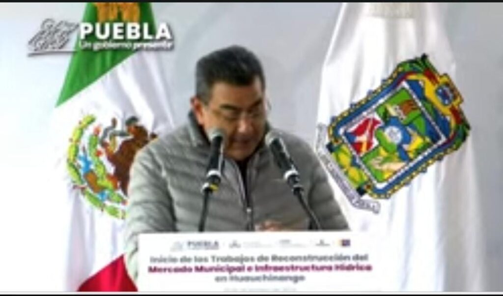 Sergio Salomón inició construcciones de infraestructura hídrica y el mercado de Huauchinango