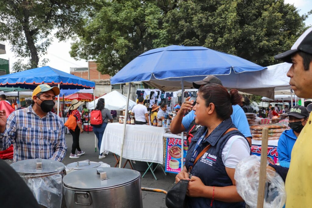 Supervisan festejos decembrinos en Puebla capital