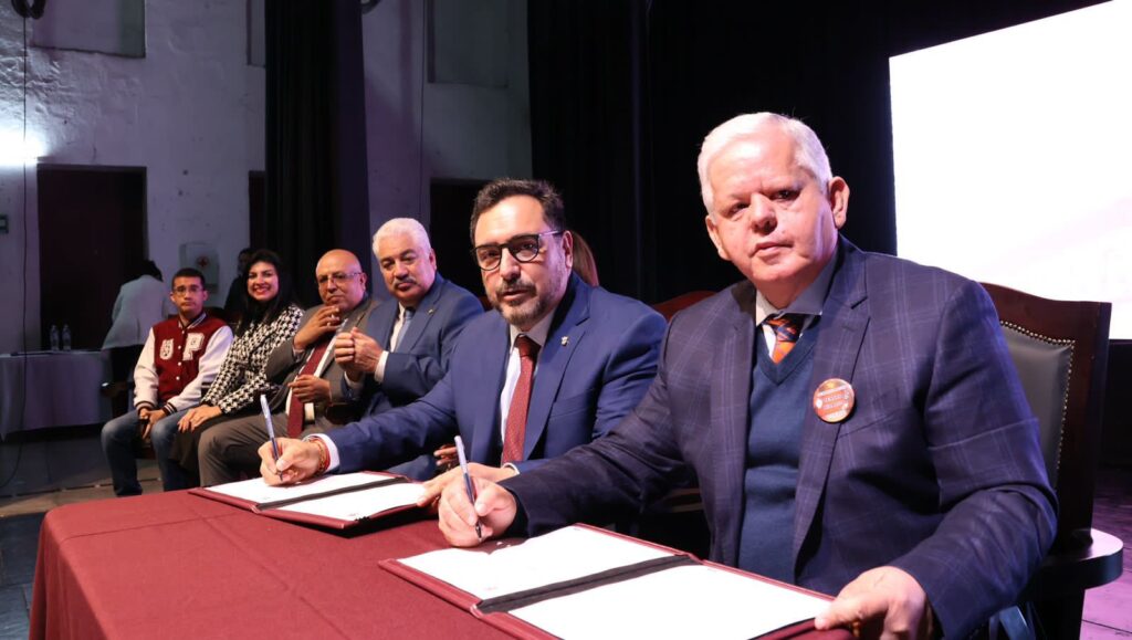 Carlos Peredo firma un convenio de colaboración con el Instituto Politécnico Nacional