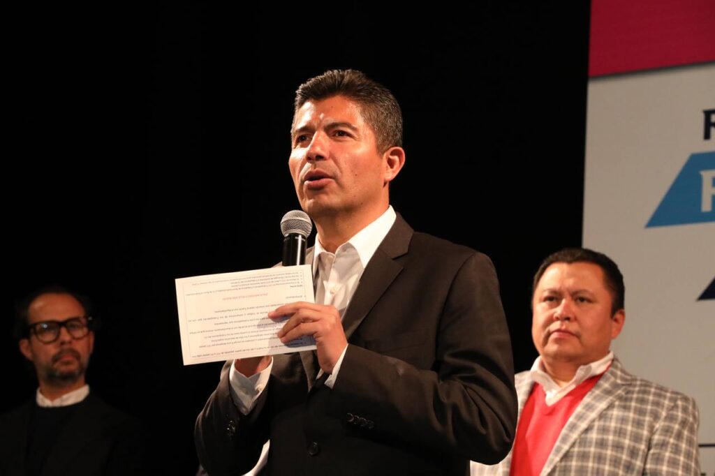 Video desde Puebla: Trabajadores del ayuntamiento recibirán aumento salarial y nuevos apoyos laborales