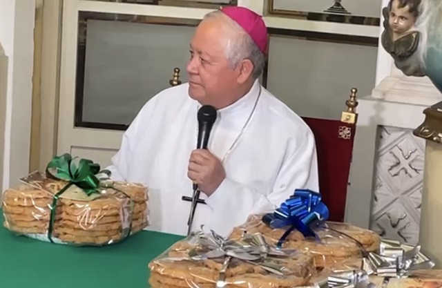Califica obispo de Puebla un gobierno cercano el primer año de actividades de Sergio Salomón