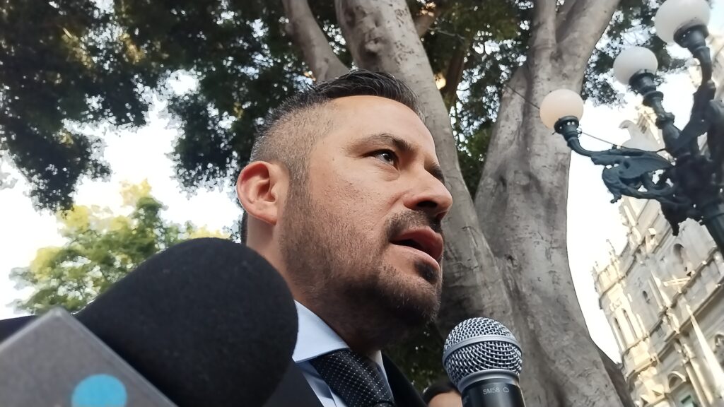 Video desde Puebla: Adán Domínguez descarta cambios en el gabinete