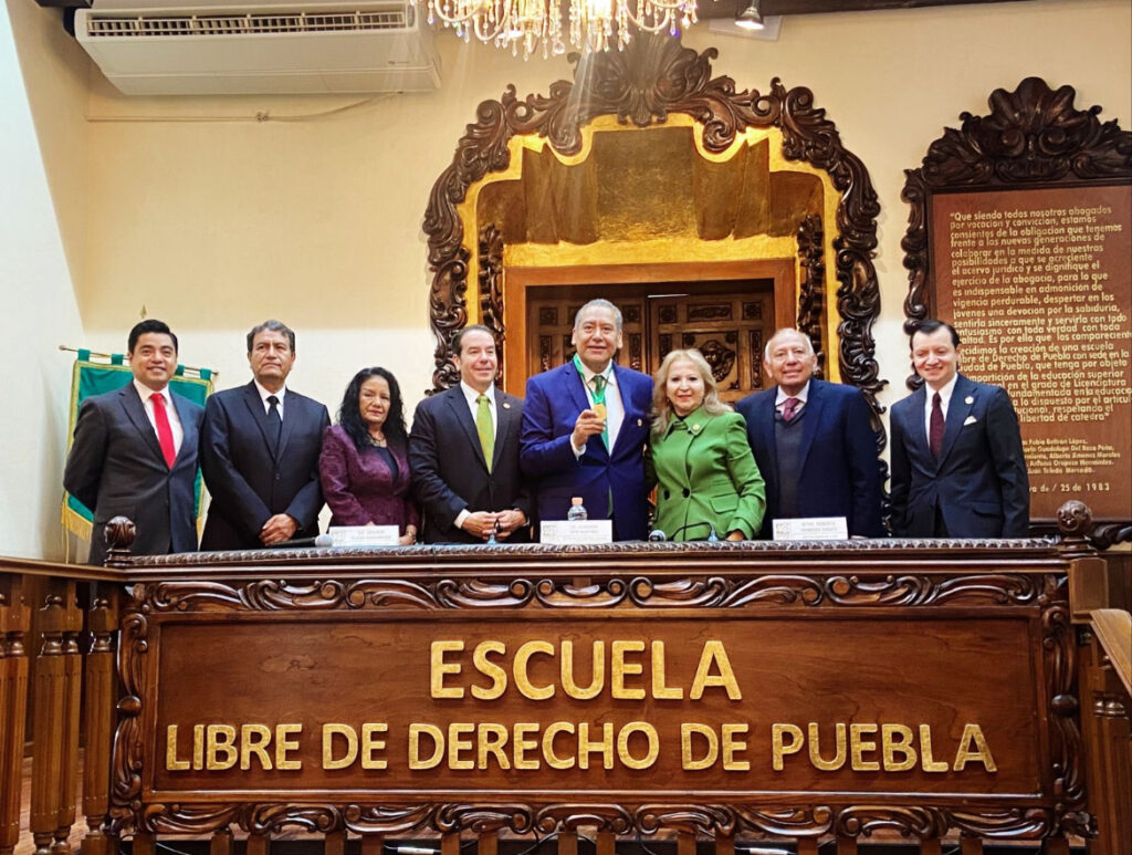 Firma convenio de colaboración académica entre la EDLP y la CTM en Puebla para capacitar a más de 80 mil agremiados.