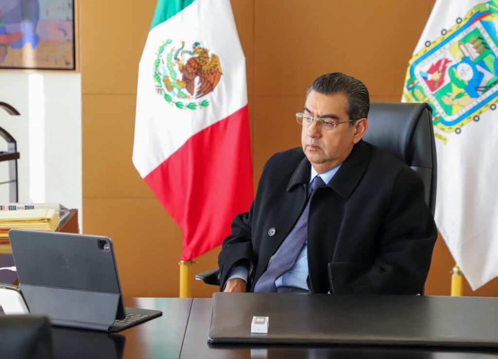 Analizan prohibir la pirotecnia en fiestas patronales: Sergio Salomón