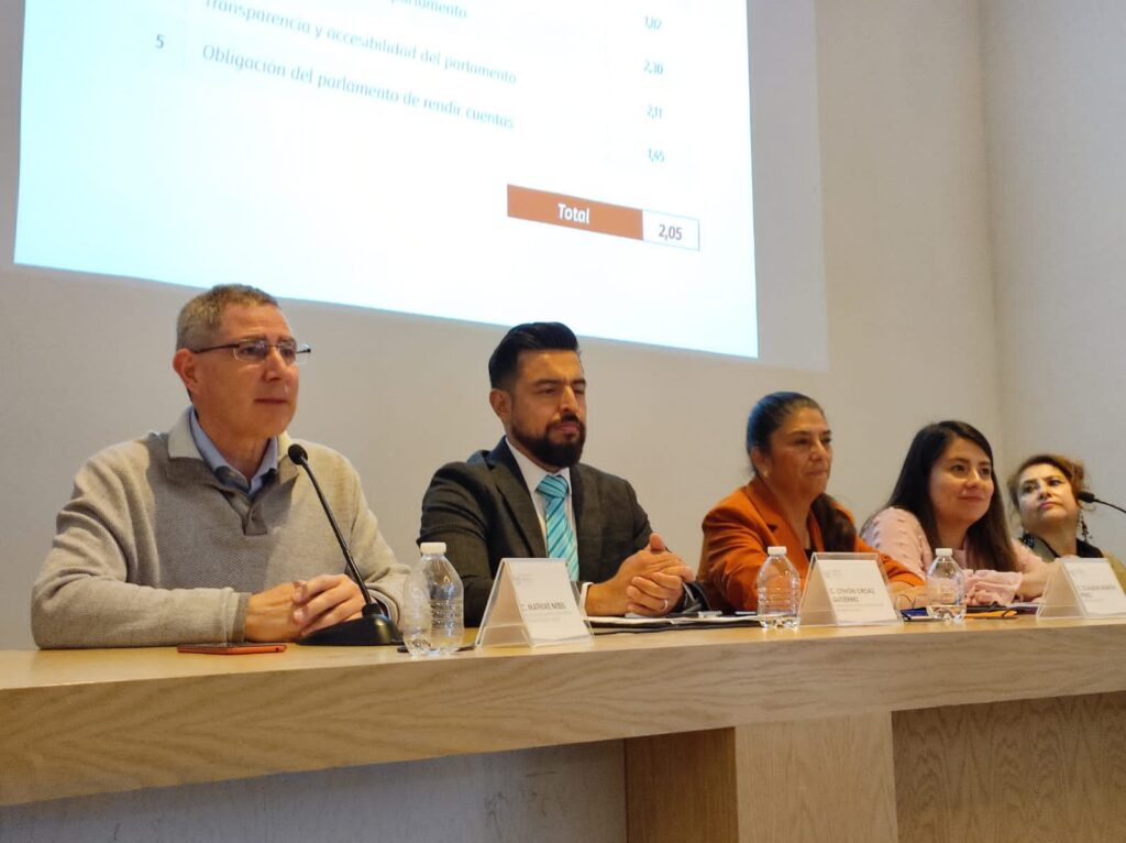 Congreso del Estado mantiene puertas abiertas para escuchar análisis del quehacer legislativo