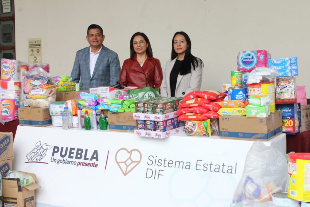 Voluntariado del Congreso entrega víveres al SEDIF para apoyar a afectados por el Huracán Otis