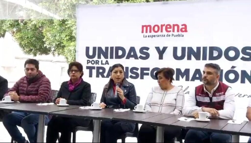 Rivera Vivanco presume que va arriba en las encuestas para la senaduría y alcaldía de Puebla