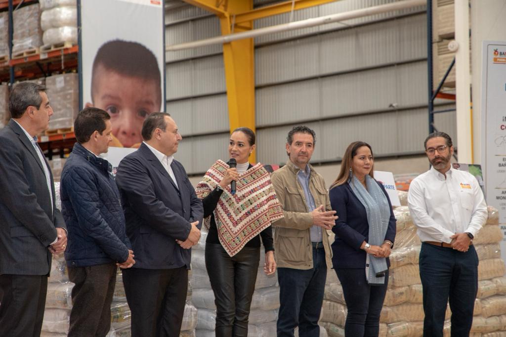 SMDIF Puebla beneficia a más de 35 mil familias poblanas con donación a Banco de Alimentos