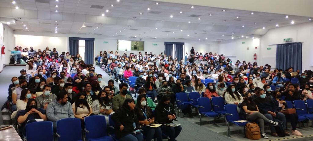 Capacita Pueblos Indígenas a médicos pasantes para fortalecer atención