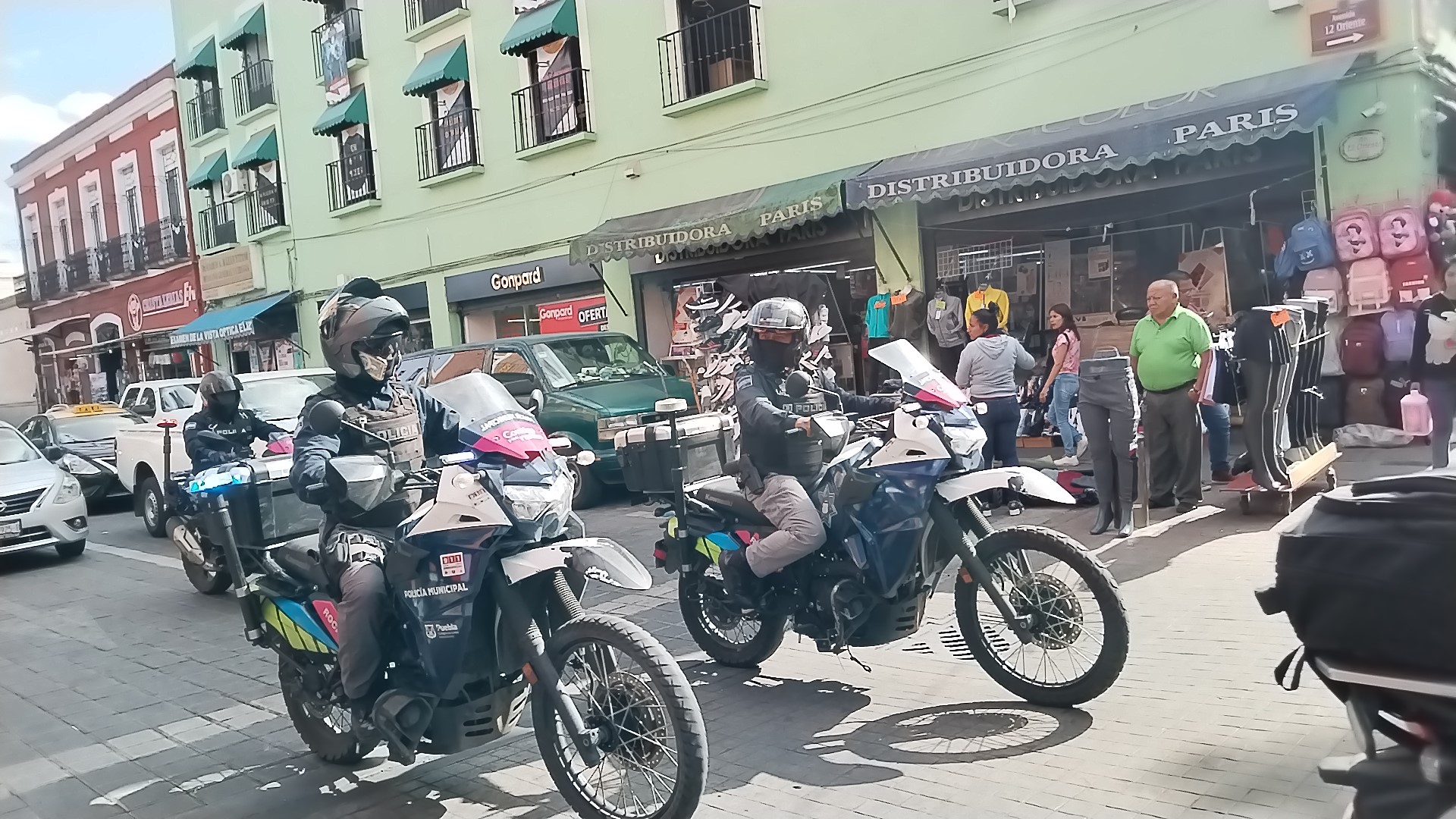 Ayuntamiento realiza operativo en el Centro Histórico