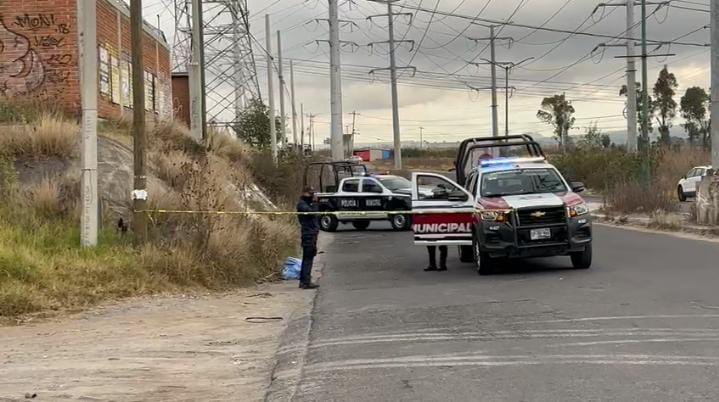 Video desde Puebla: Tiran cadáver en el periférico ecológico