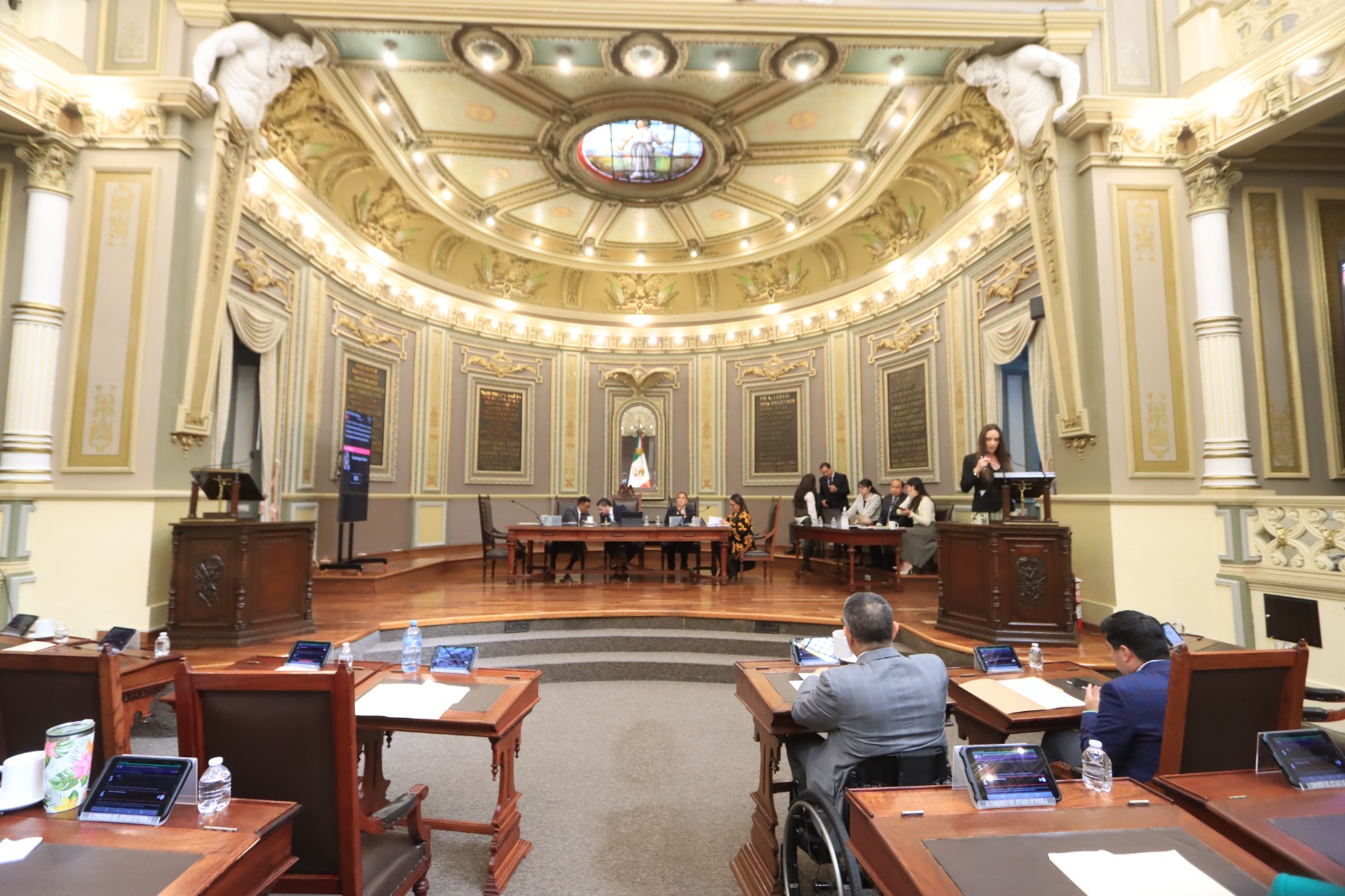 Presentan en el Congreso del Estado iniciativa para que trabajadores cuenten con permiso de paternidad de 20 días   