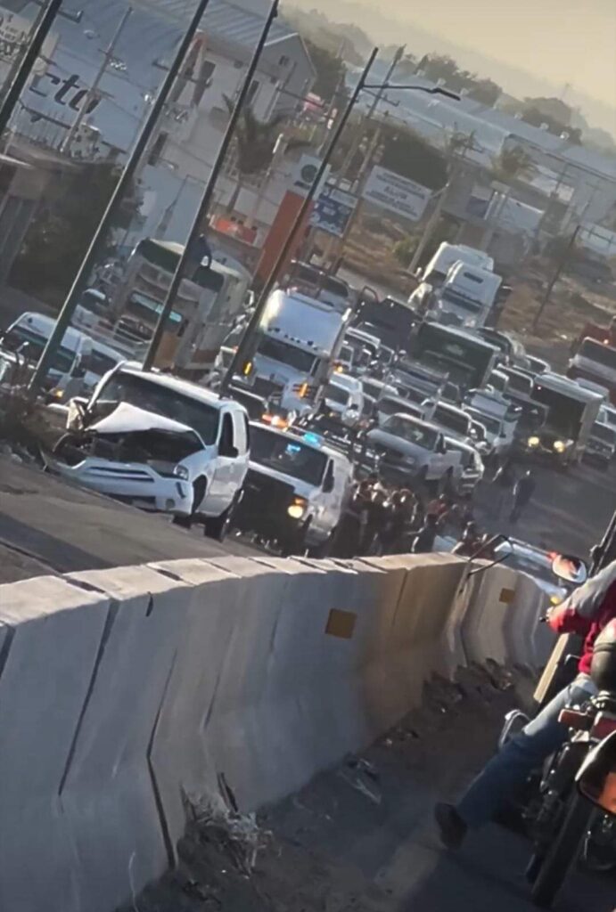 Tres heridos dejó accidente con volcadura en Huixcolotla