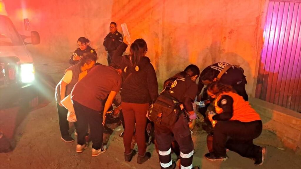 Explota tanque de gas de microbús y deja 6 lesionados en la colonia Bosques Santa Anita en la junta auxiliar La Resurrección