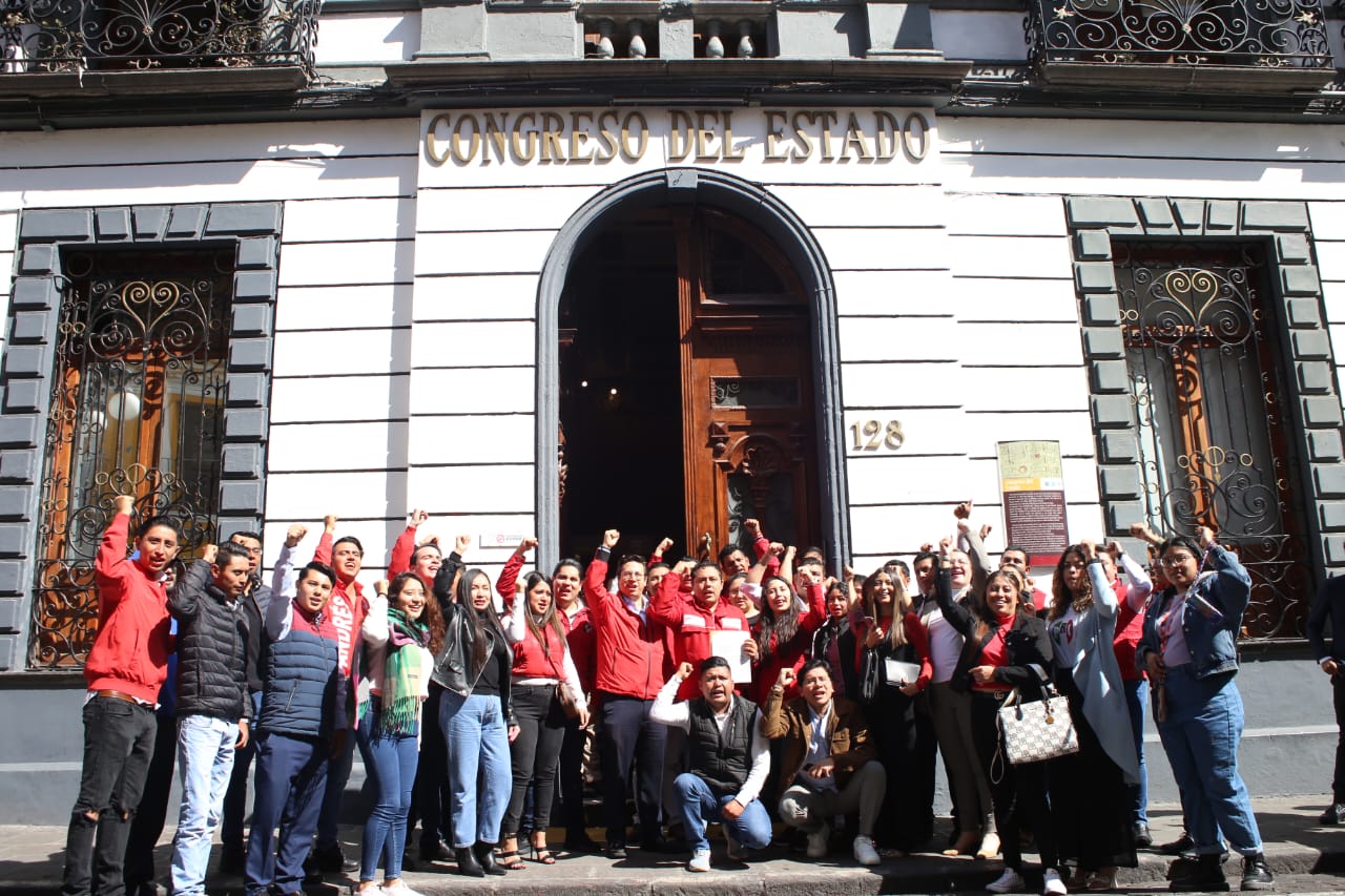 Piden jóvenes priistas que diputados que dejen el partido se separen del cargo