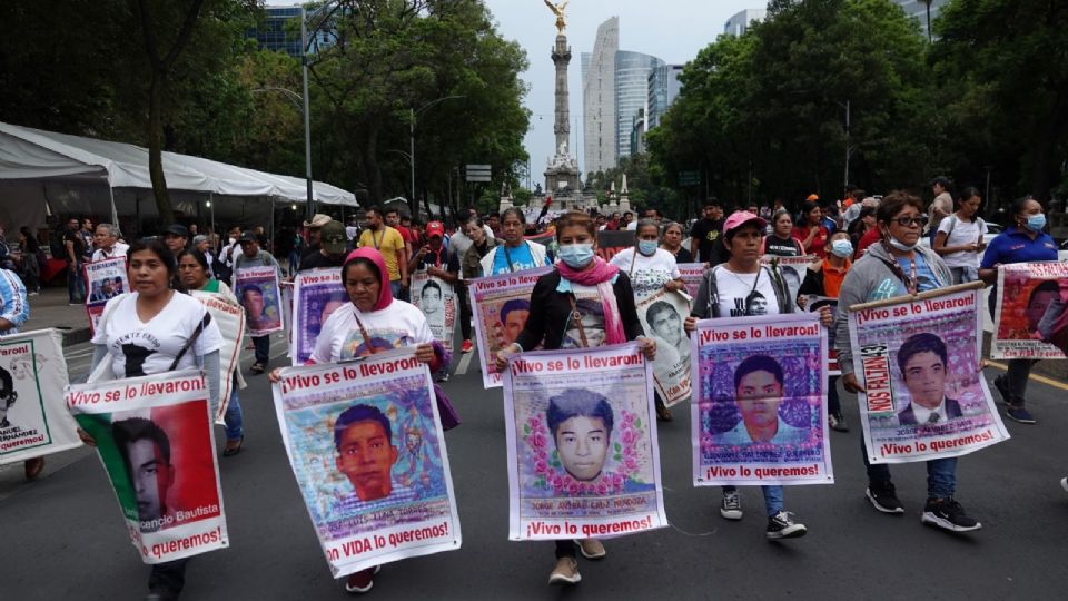 Liberan a los 8 militares presos por el caso Ayotzinapa