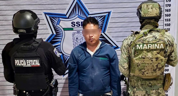 Detienen a presunto narcomenudista en San Pedro Cholula