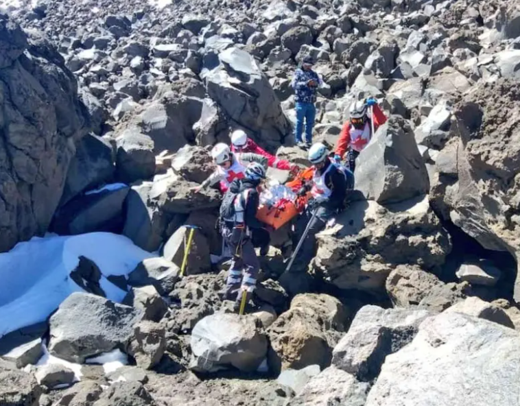 Muere una de las alpinistas rescatadas en el Pico de Orizaba