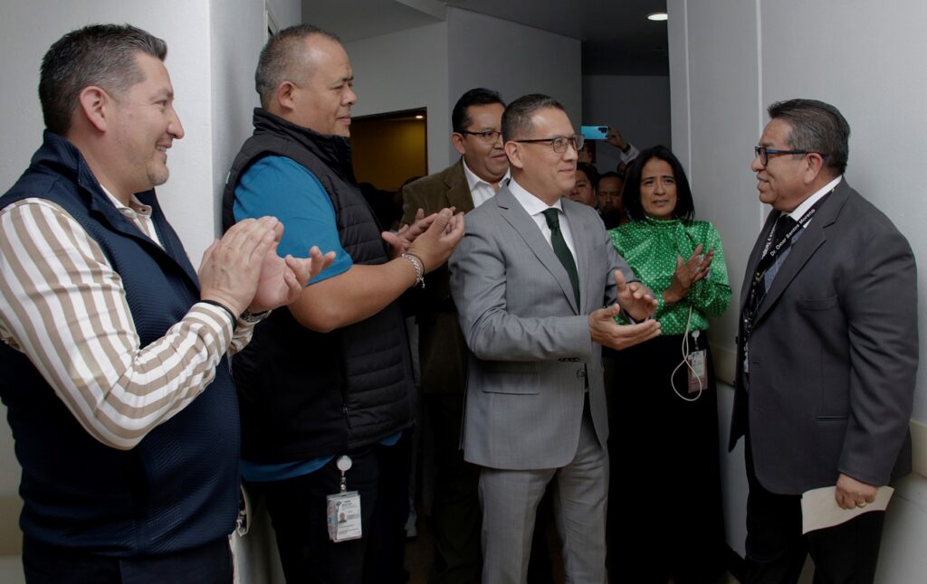 Moderniza ISSSTEP equipo de resonancia magnética