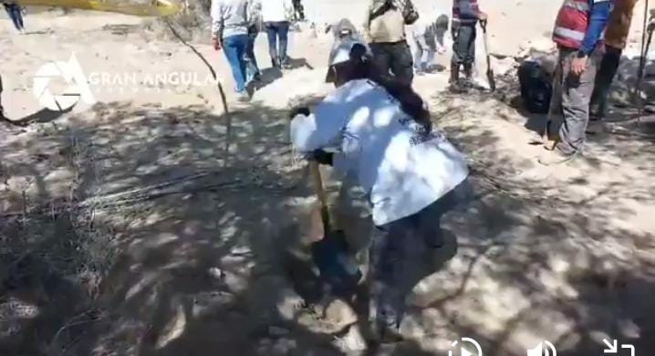 Video desde Puebla: Encuentran fosa con restos humanos en Palmar de Bravo